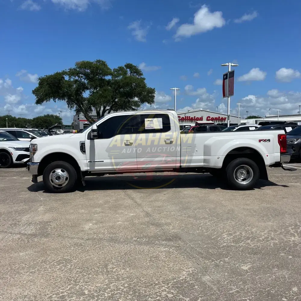 2021 Ford F-350 Super Duty Lariat