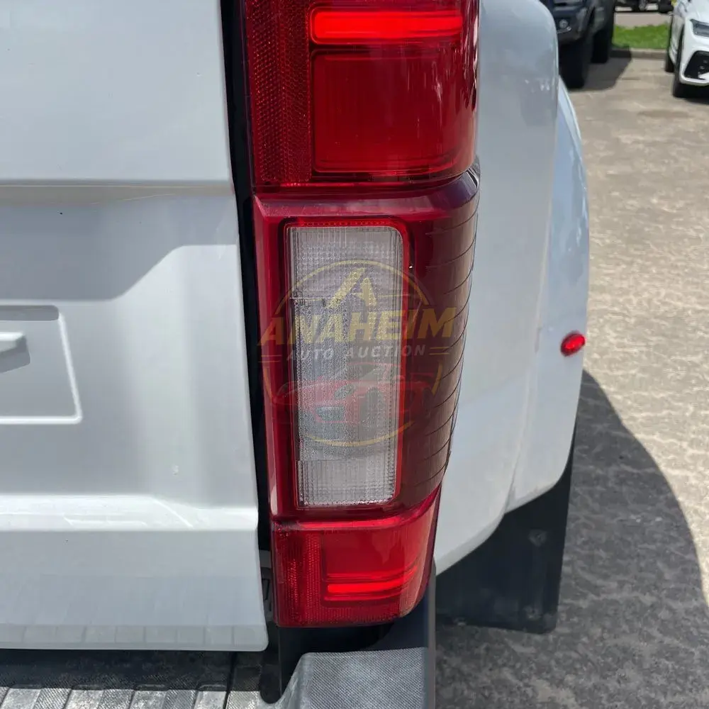 2021 Ford F-350 Super Duty Lariat
