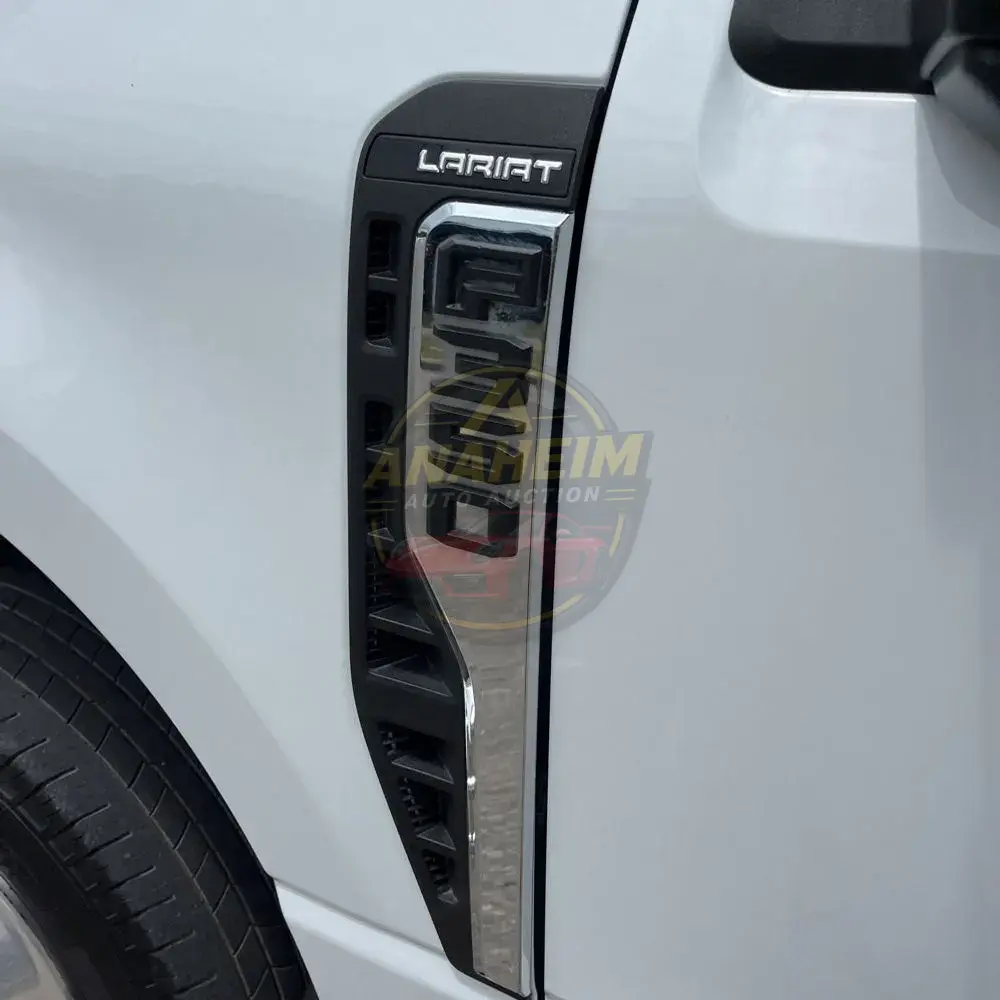 2023 Ford F-350 Super Duty Lariat