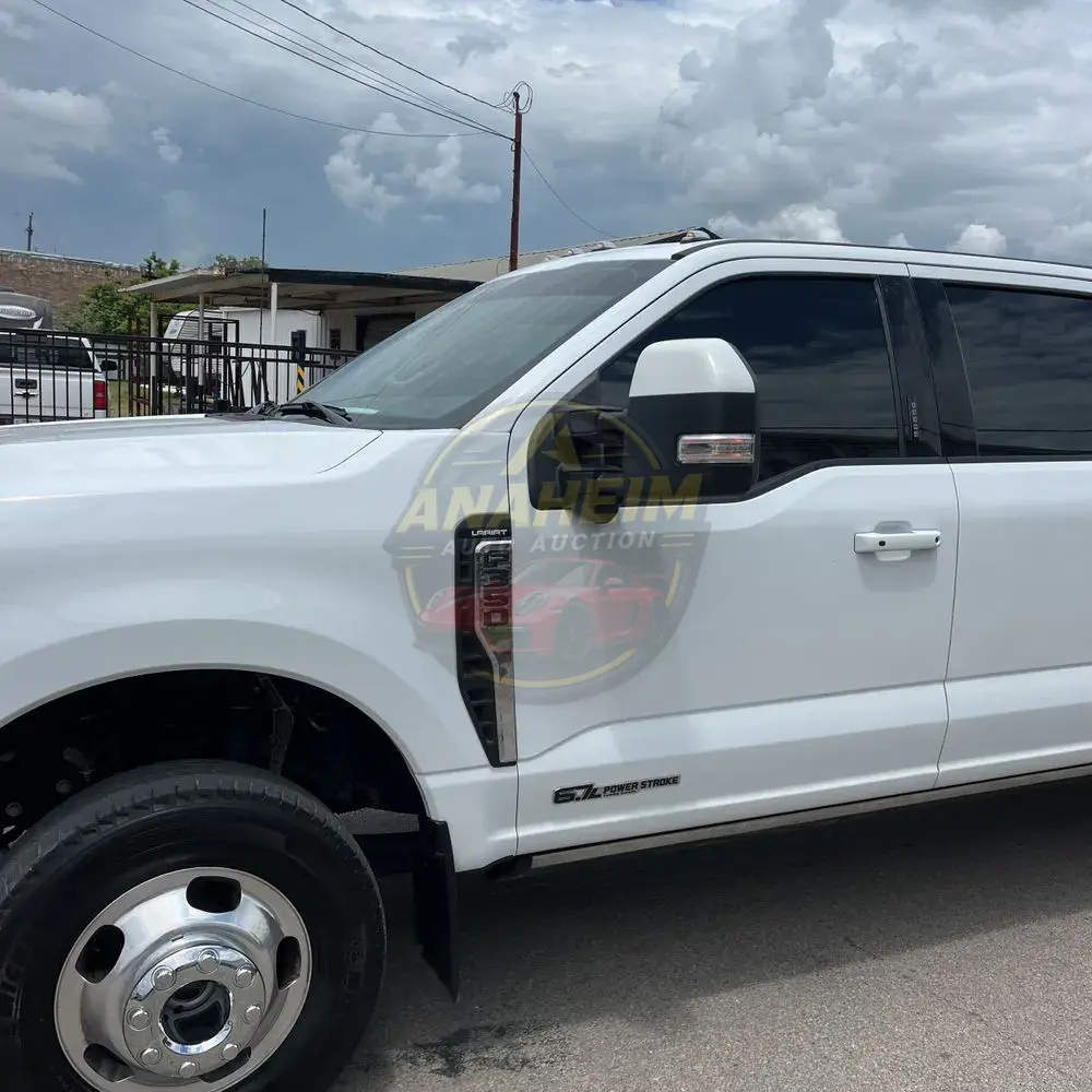 2023 Ford F-350 Super Duty Lariat