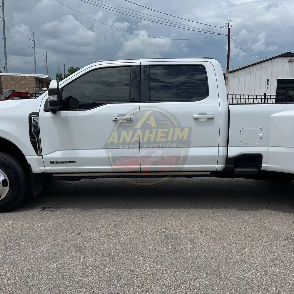 2023 Ford F-350 Super Duty Lariat