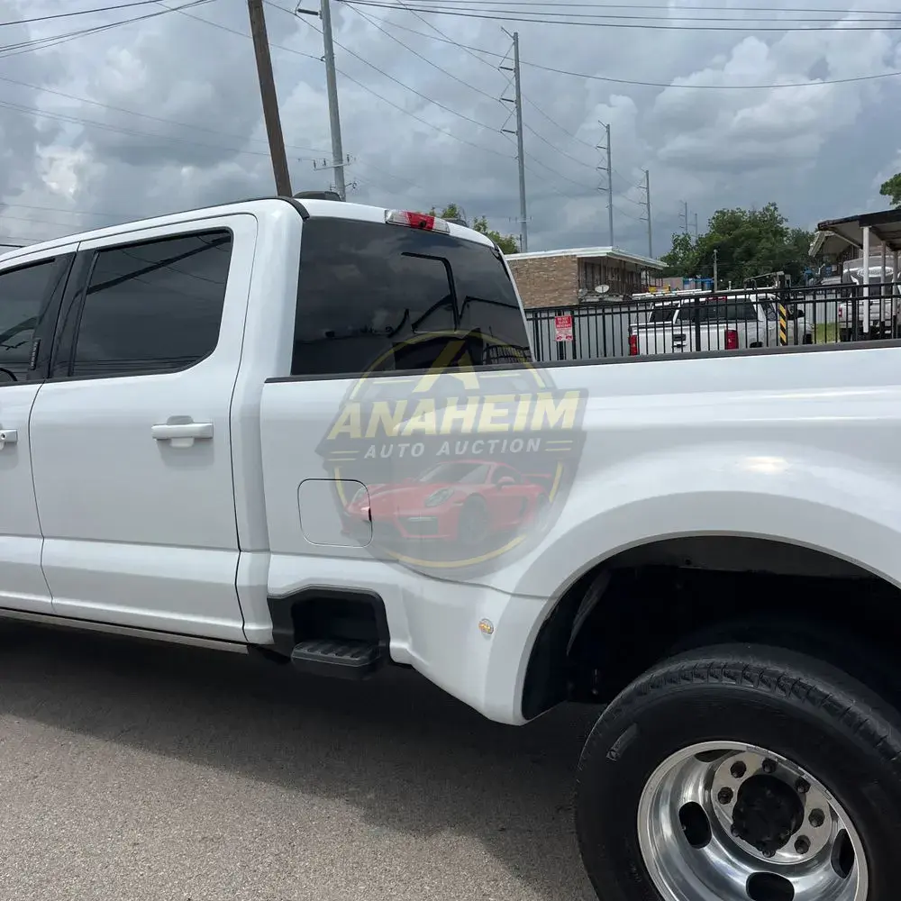2023 Ford F-350 Super Duty Lariat