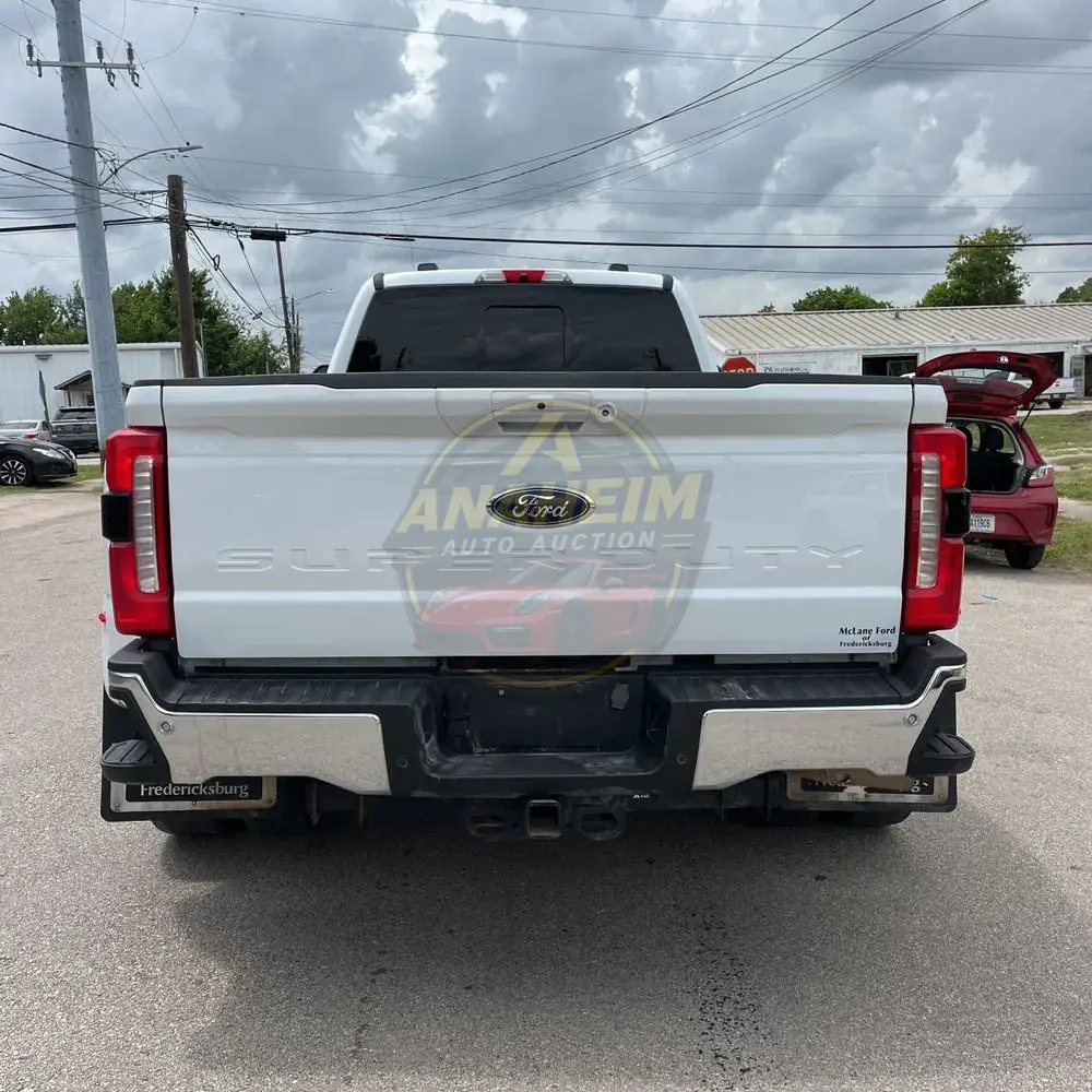 2023 Ford F-350 Super Duty Lariat