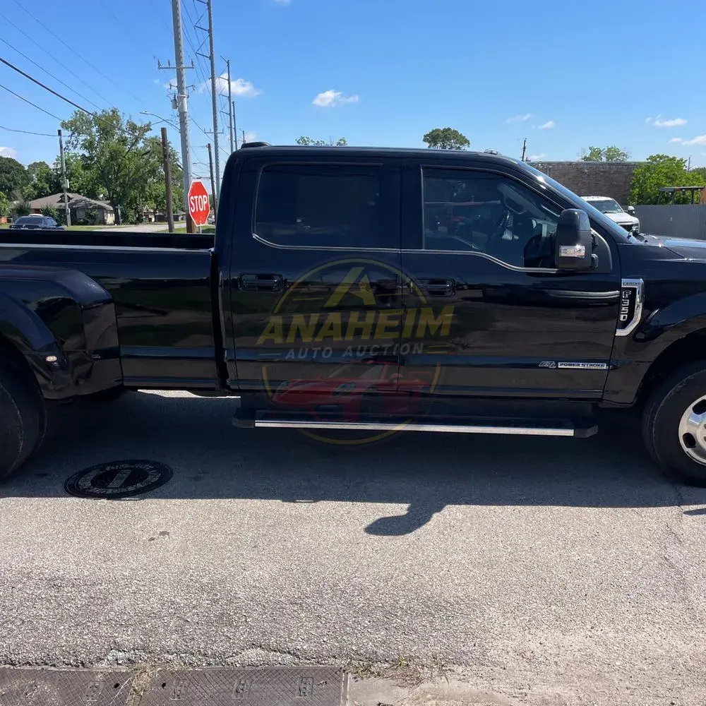 2022 Ford F-350 Super Duty Lariat
