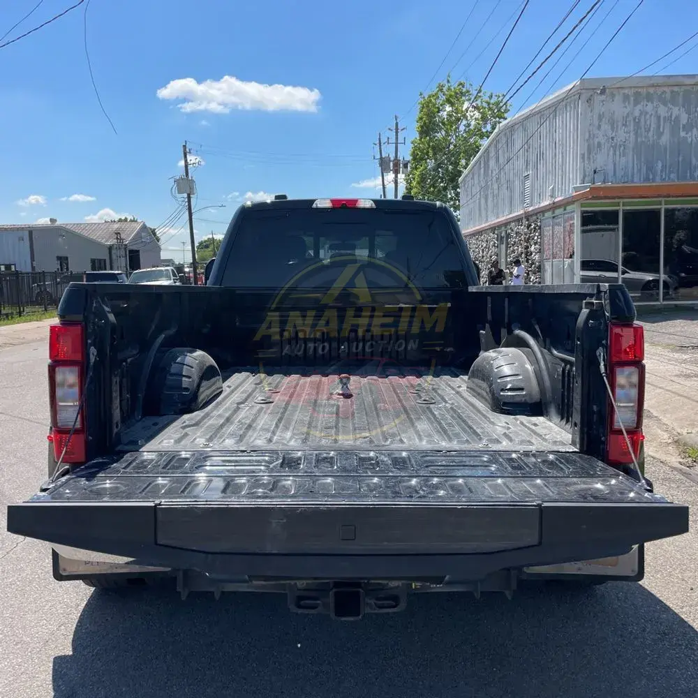 2022 Ford F-350 Super Duty Lariat