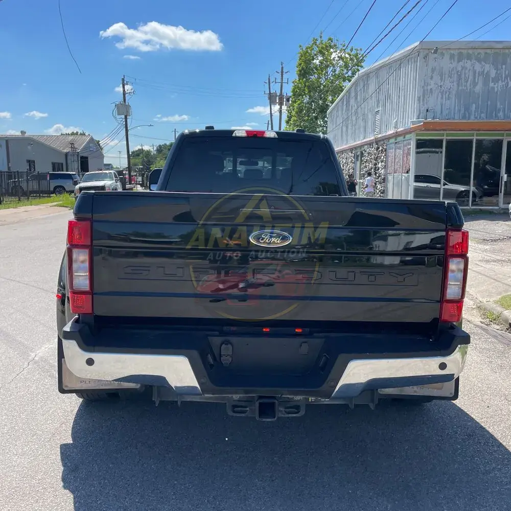 2022 Ford F-350 Super Duty Lariat