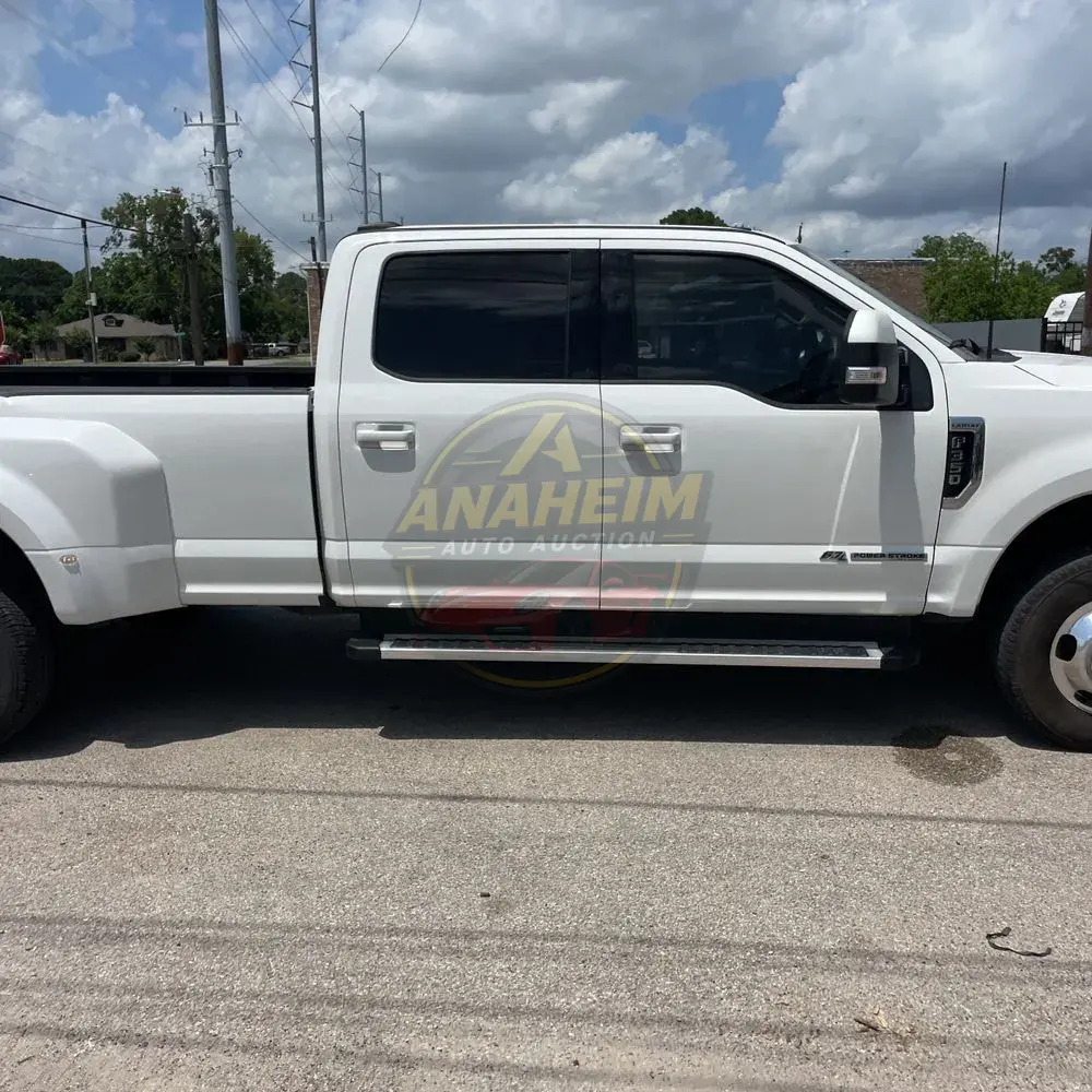 2022 Ford F-350 Super Duty Lariat