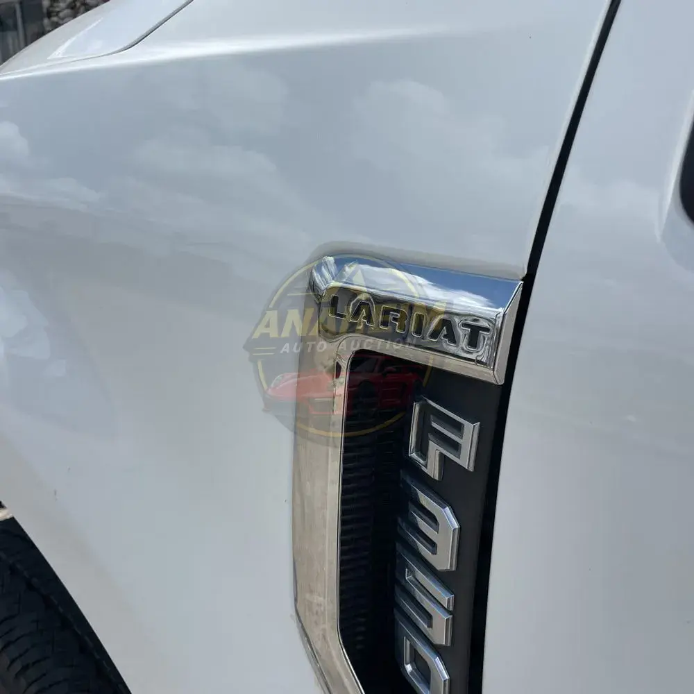 2022 Ford F-350 Super Duty Lariat