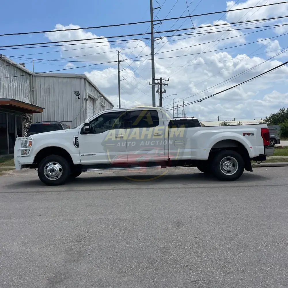 2022 Ford F-350 Super Duty Lariat