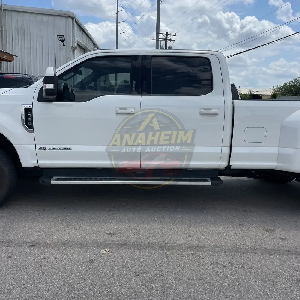 2022 Ford F-350 Super Duty Lariat