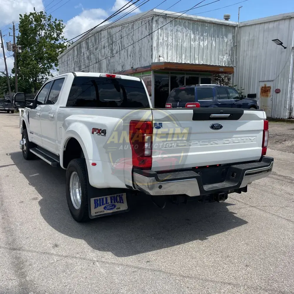 2022 Ford F-350 Super Duty Lariat