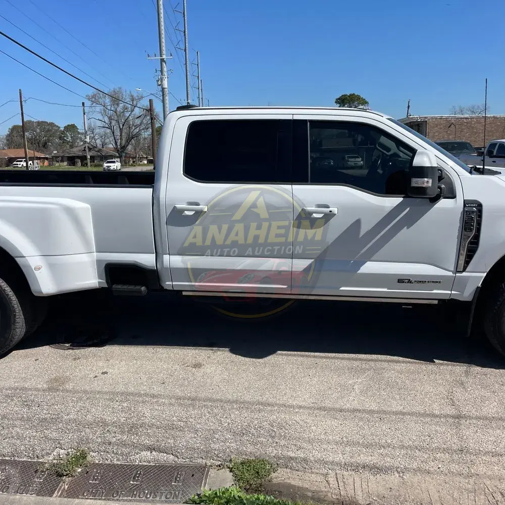 2023 Ford F-350 Super Duty Lariat