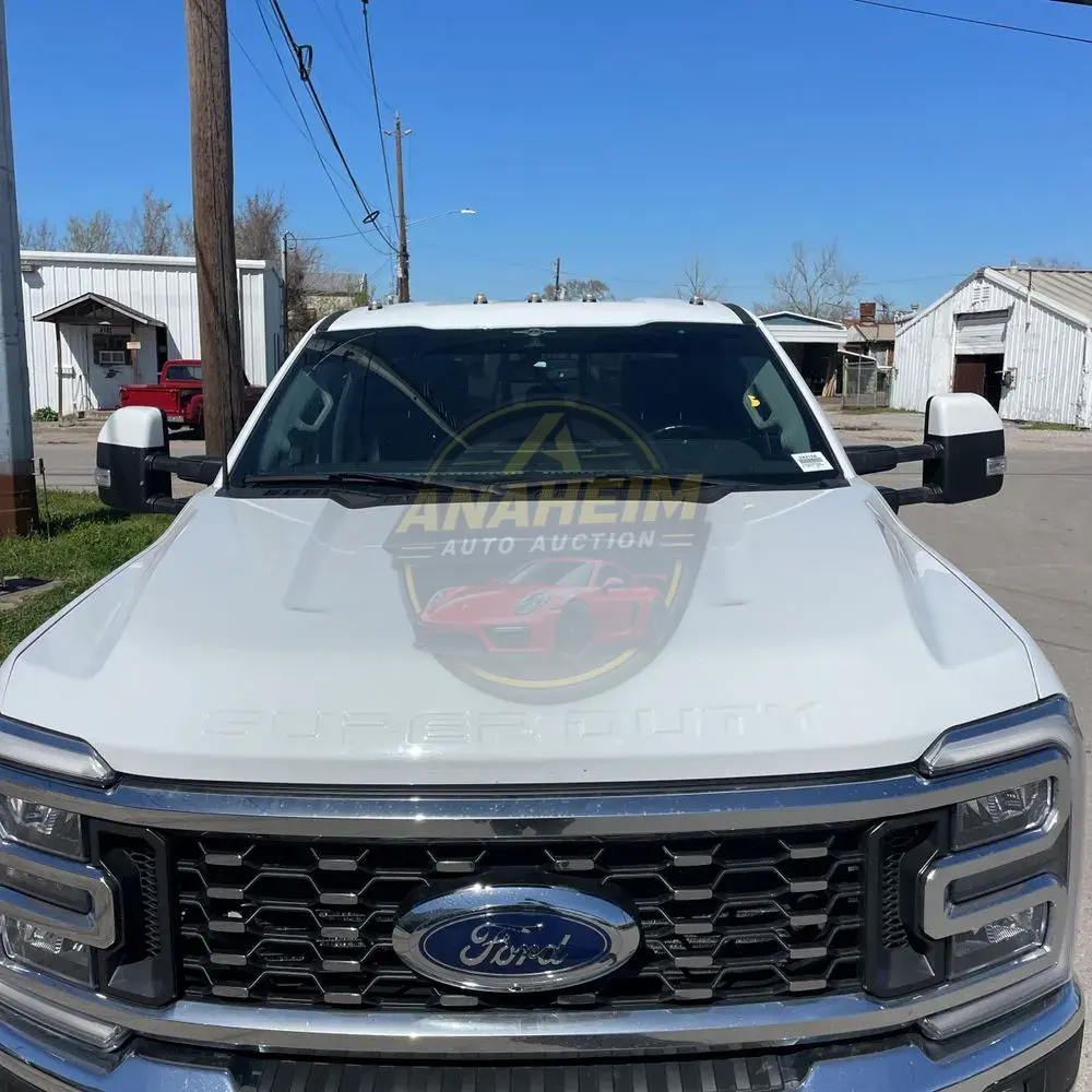 2023 Ford F-350 Super Duty Lariat