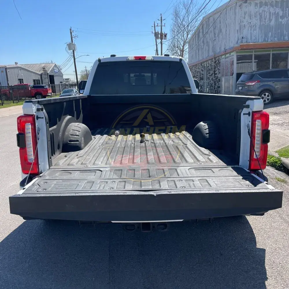 2023 Ford F-350 Super Duty Lariat