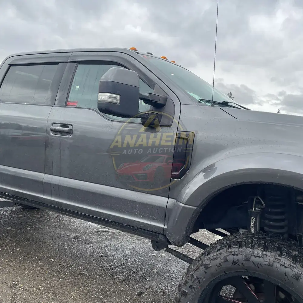 2017 Ford F350 S/D Platinum