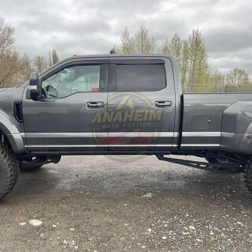 2017 Ford F350 S/D Platinum