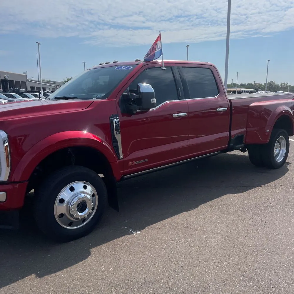 2024 Ford F-450 Super Duty Platinum