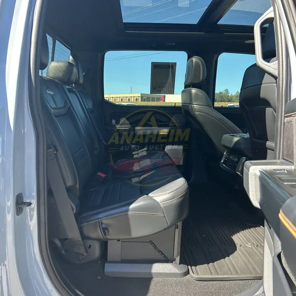 2024 Ford F-450 Super Duty Platinum
