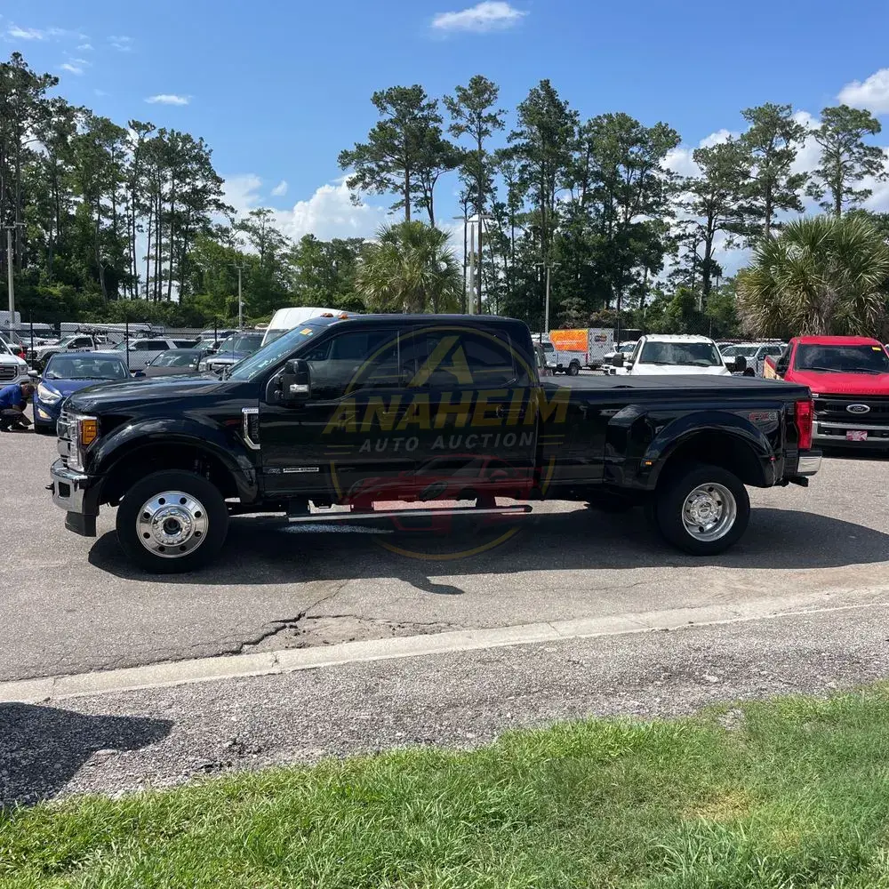 2017 Ford F-450 Super Duty Lariat
