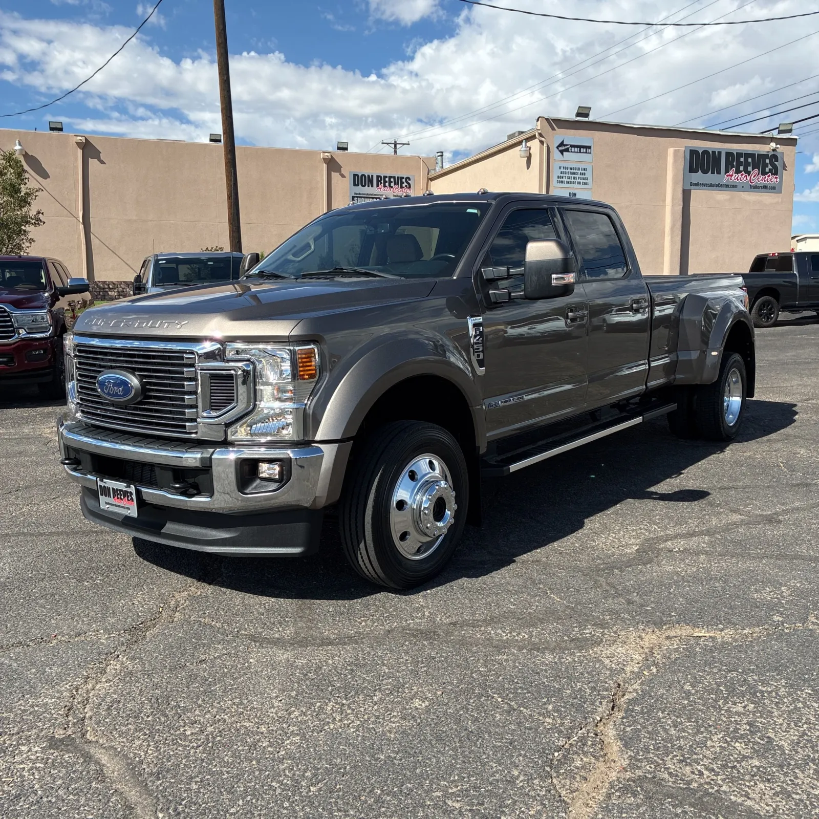 2022 Ford F-450 Super Duty Lariat
