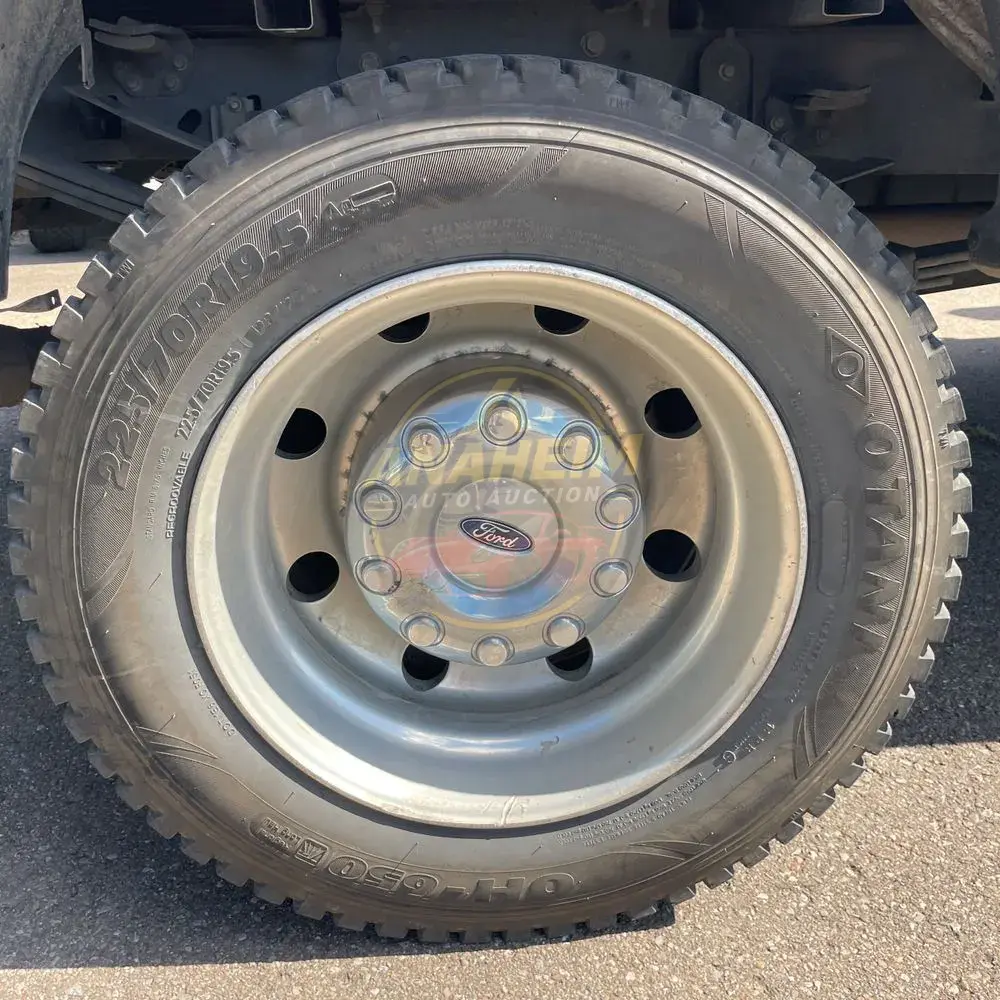 2022 Ford F-450 Super Duty XLT