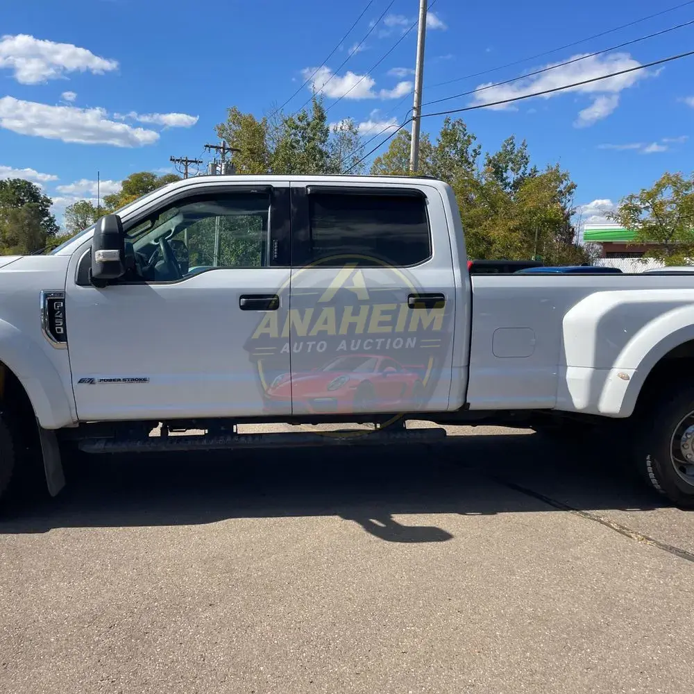 2022 Ford F-450 Super Duty XLT