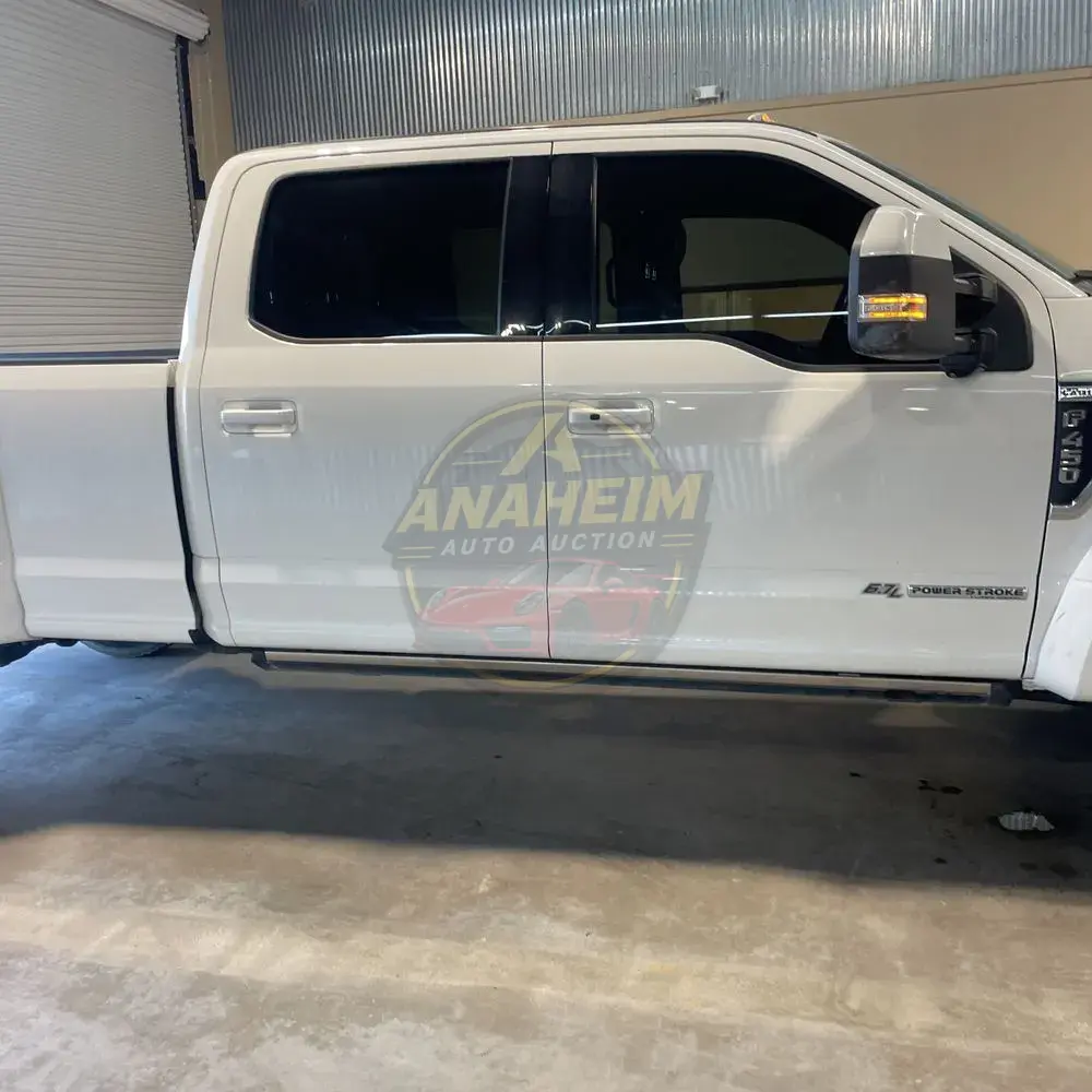 2022 Ford F-450 Super Duty Lariat