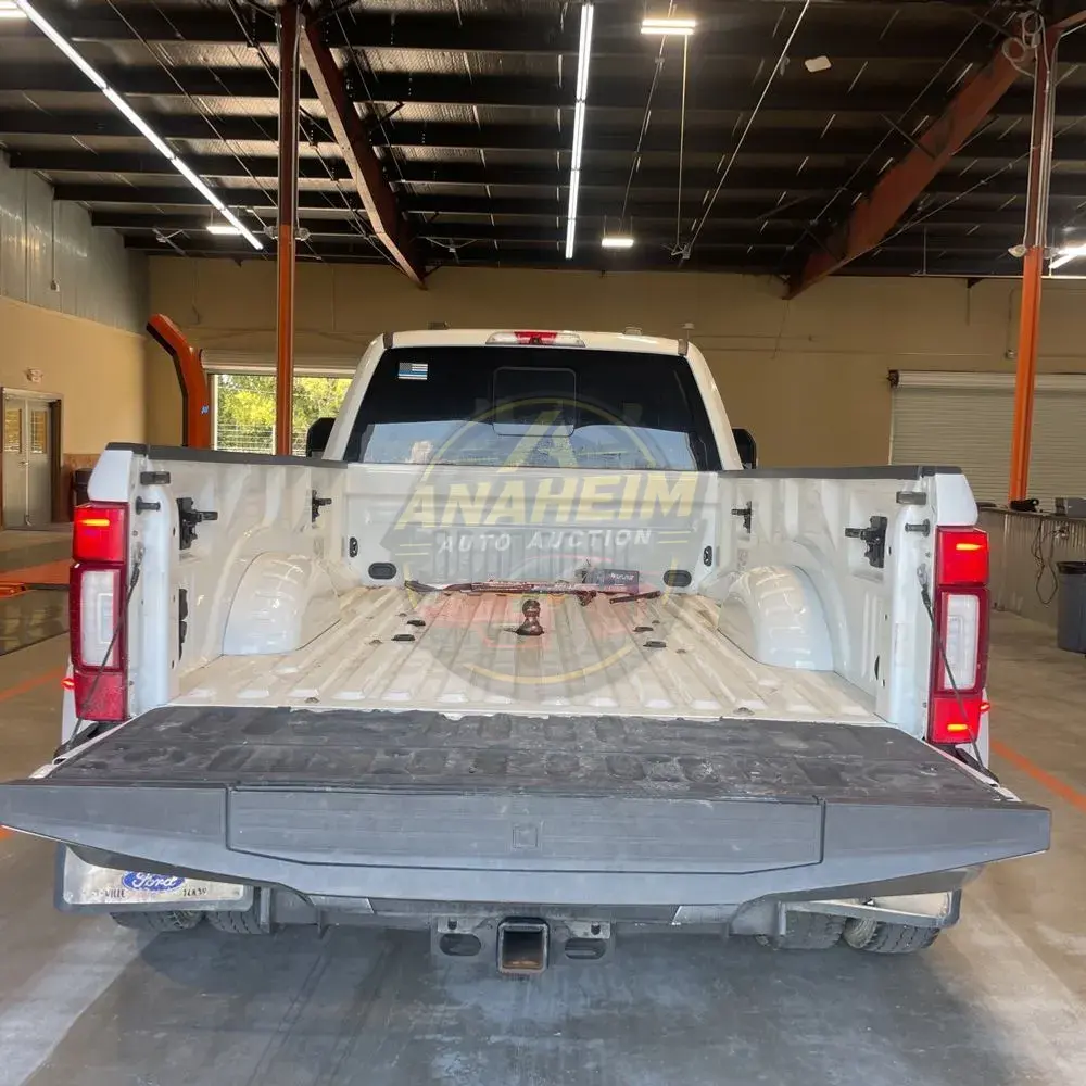 2022 Ford F-450 Super Duty Lariat