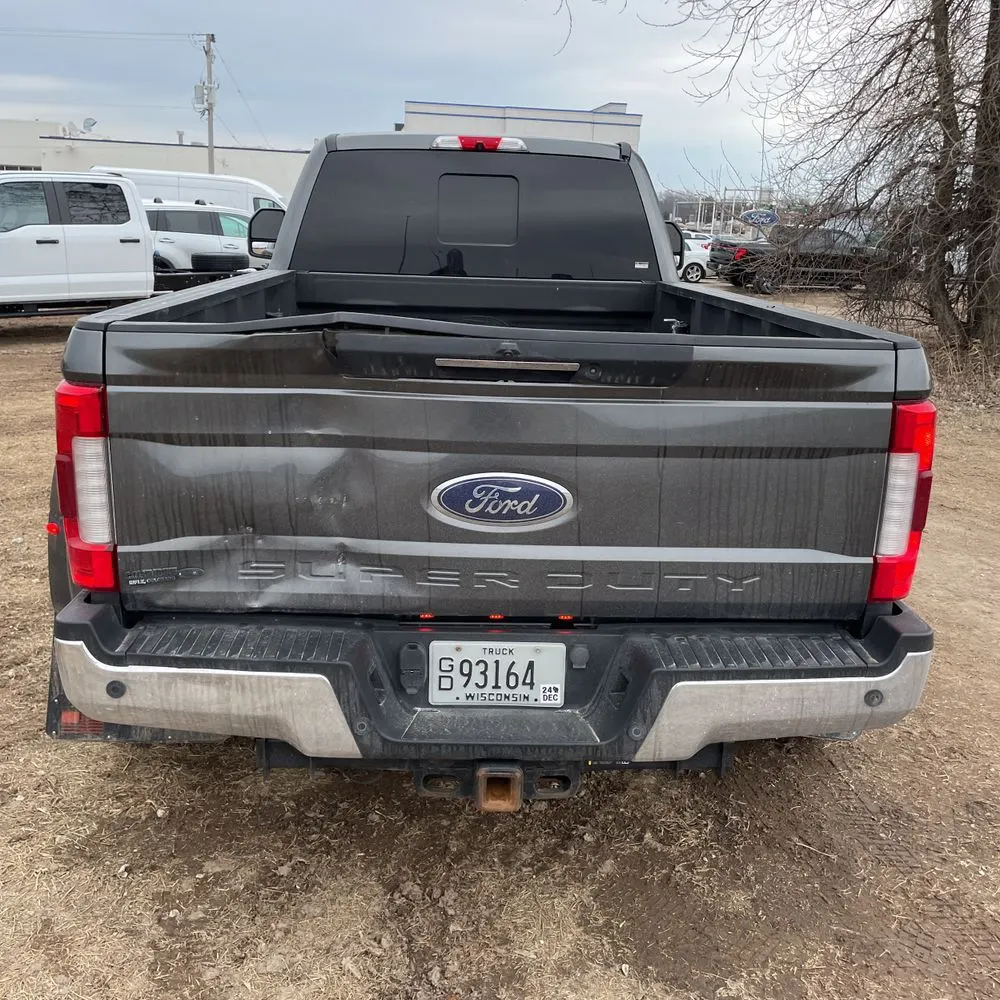 2019 Ford F-450 Super Duty Lariat