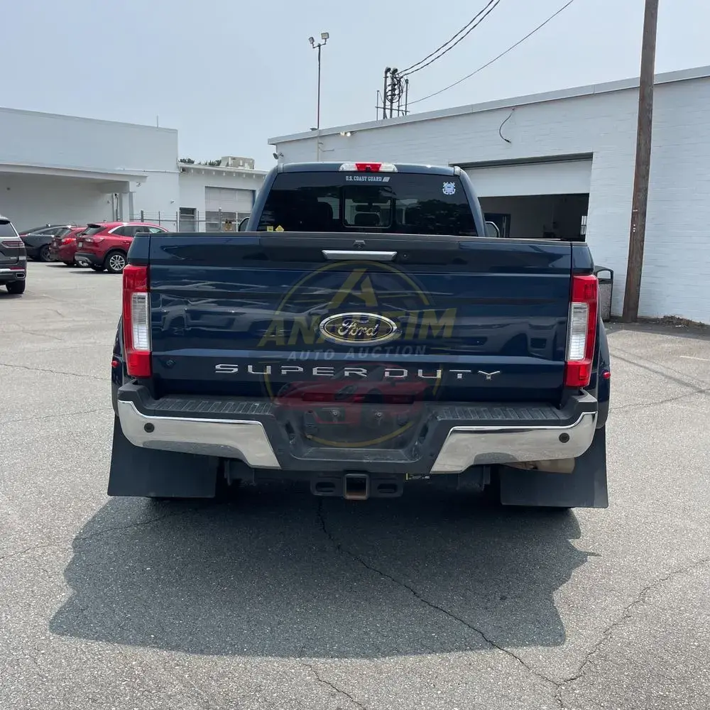 2019 Ford F-450 Super Duty Lariat