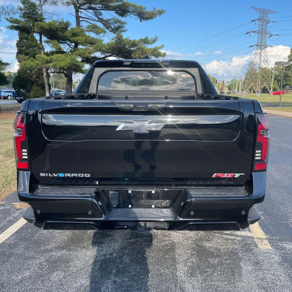 2024 Chevrolet Silverado EV RST