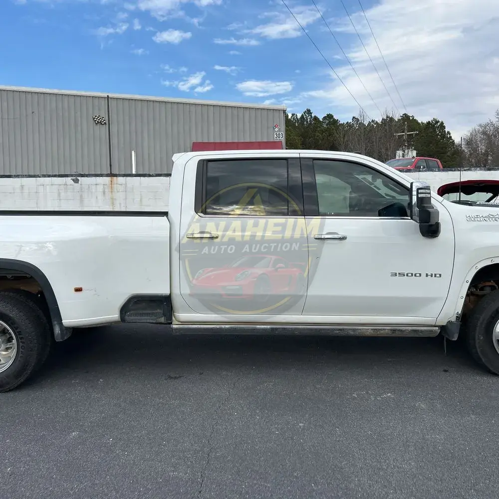 2022 Chevrolet Silverado 3500HD High Country