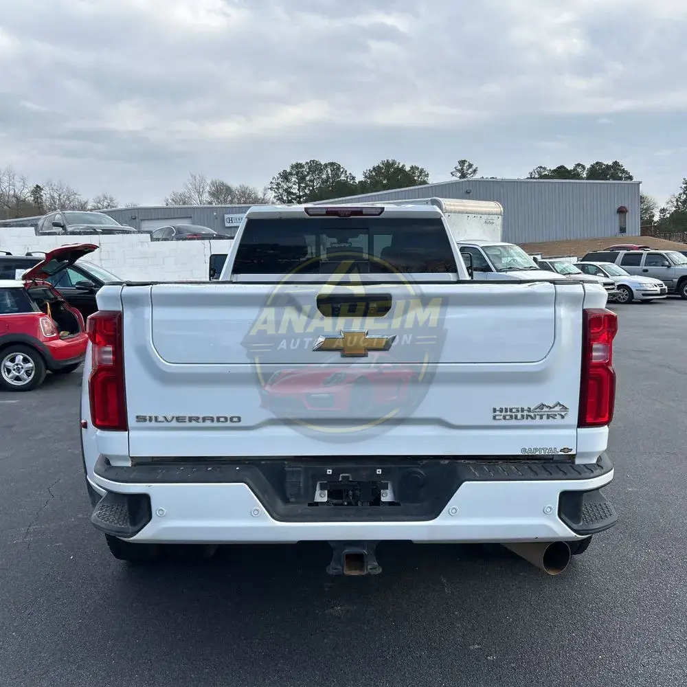 2022 Chevrolet Silverado 3500HD High Country