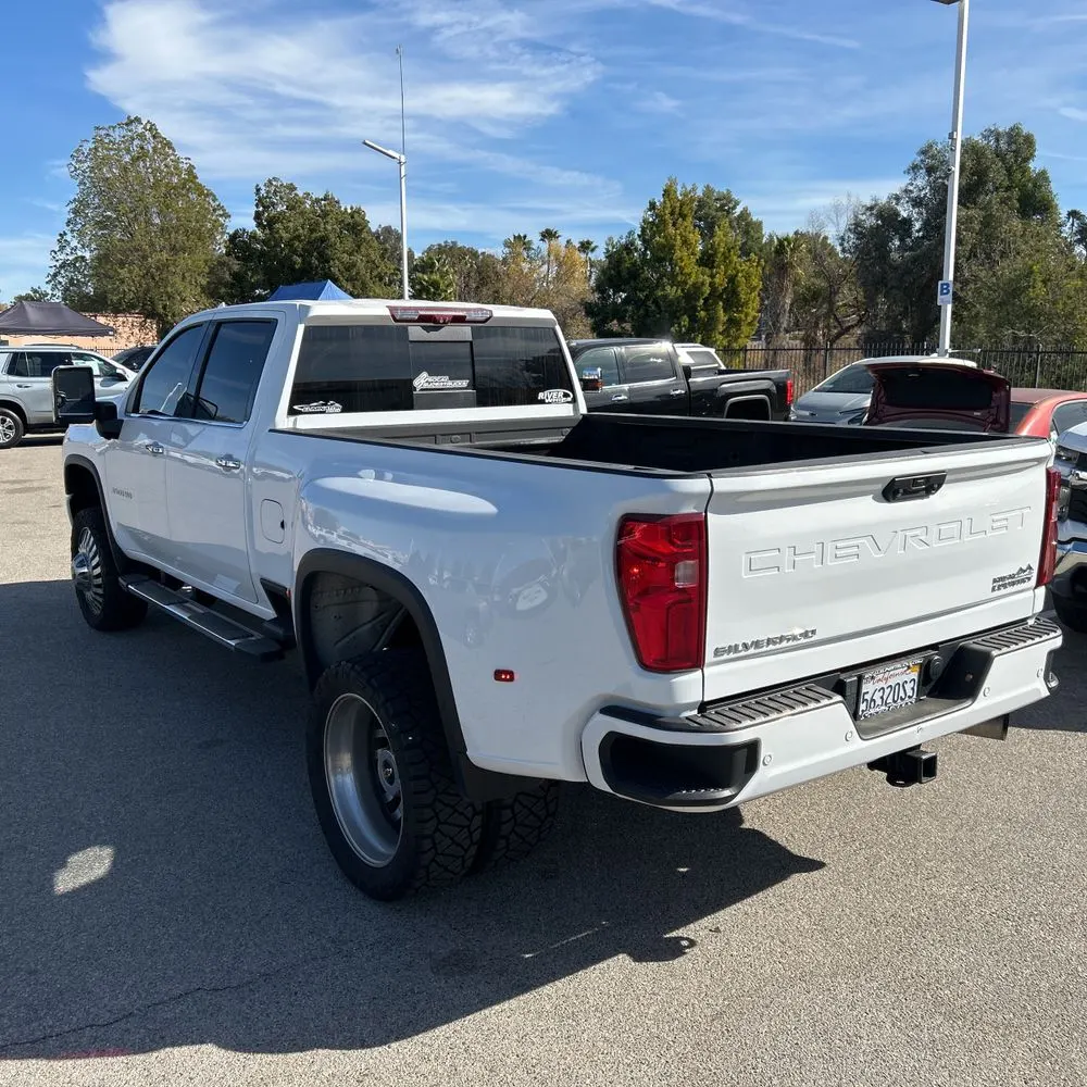 2023 Chevrolet Silverado 3500HD High Country