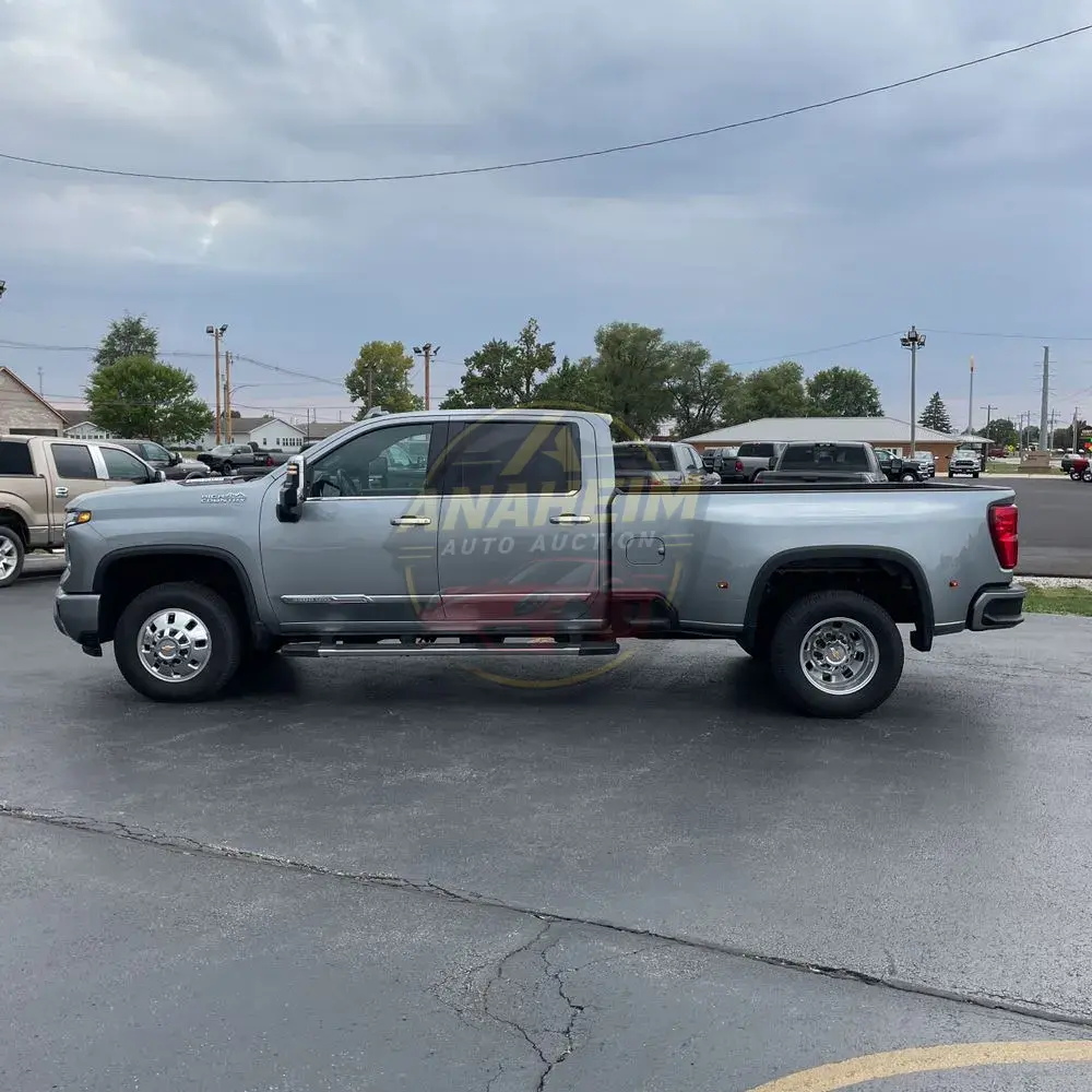 2024 Chevrolet Silverado 3500HD High Country