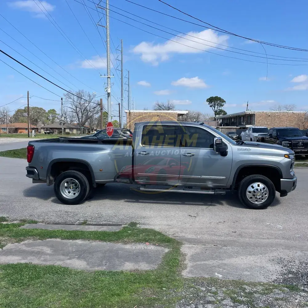 2024 Chevrolet Silverado 3500HD High Country
