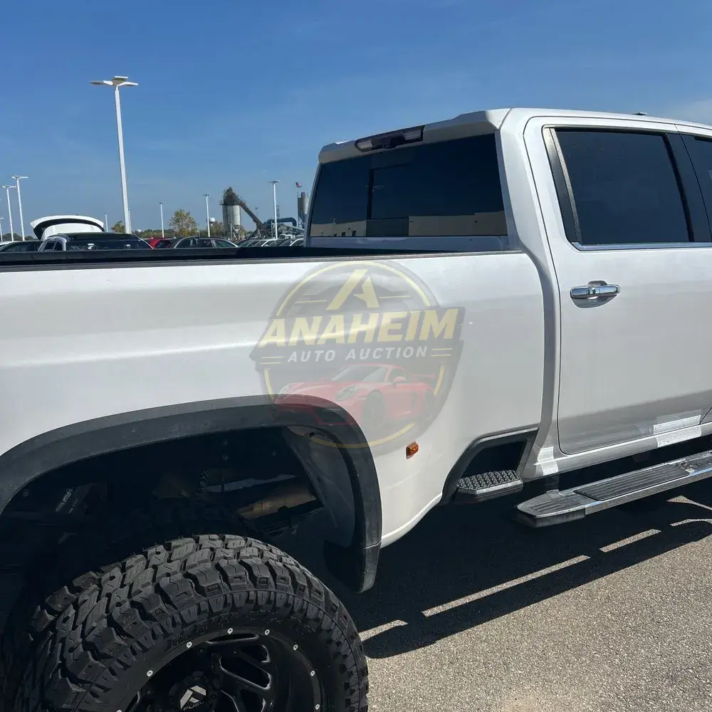 2023 Chevrolet Silverado 3500HD High Country