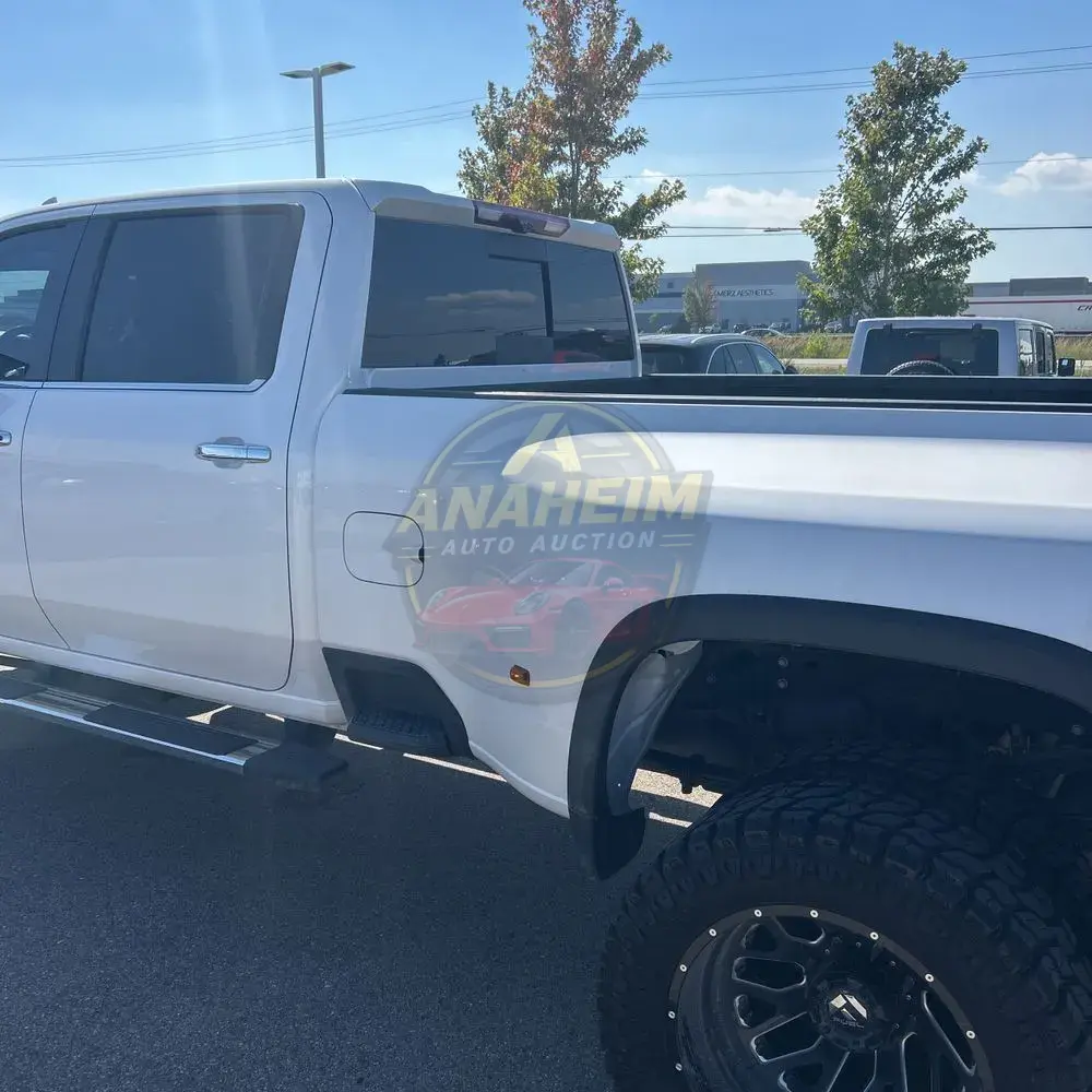 2023 Chevrolet Silverado 3500HD High Country