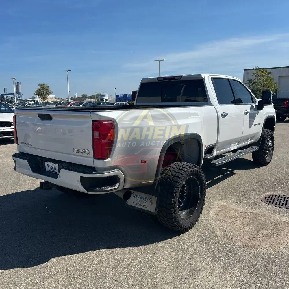 2023 Chevrolet Silverado 3500HD High Country