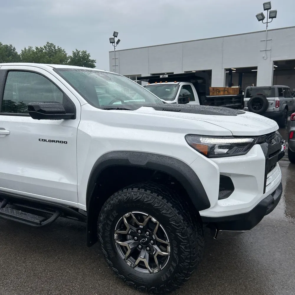 2025 Chevrolet Colorado ZR2