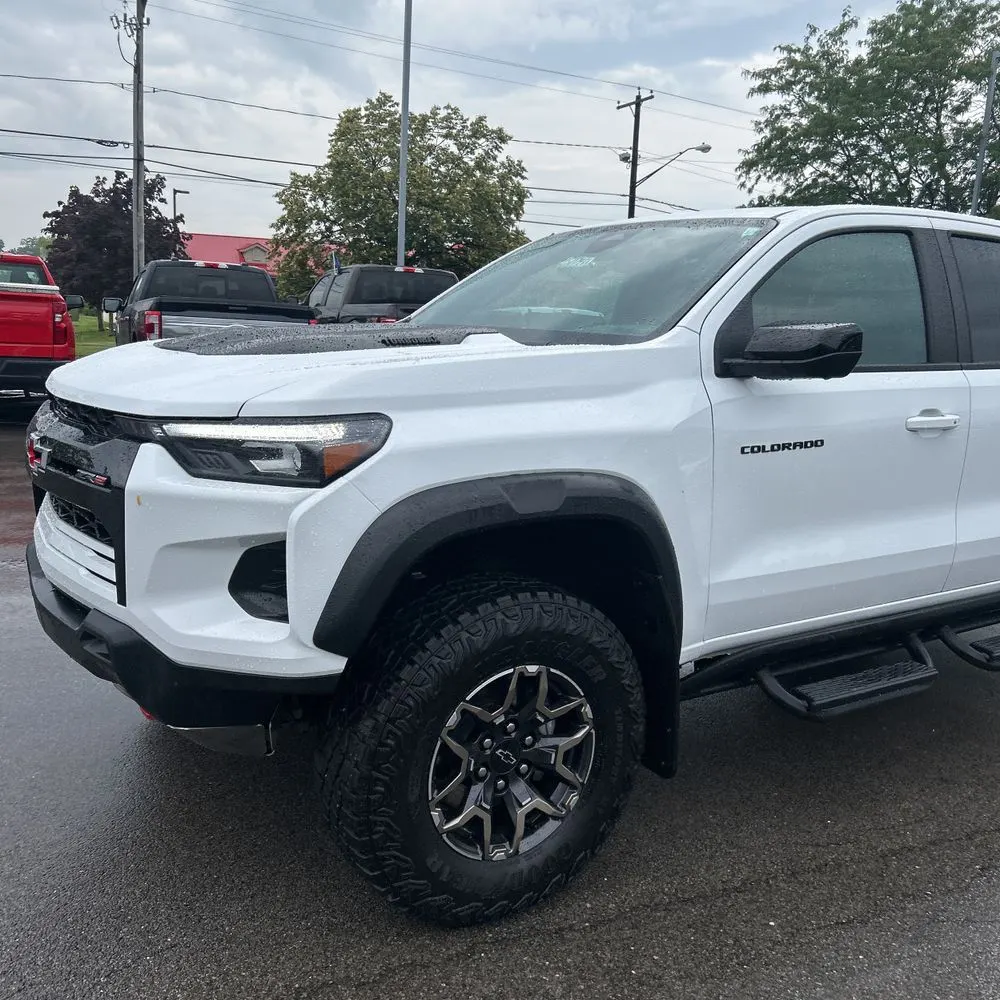 2025 Chevrolet Colorado ZR2