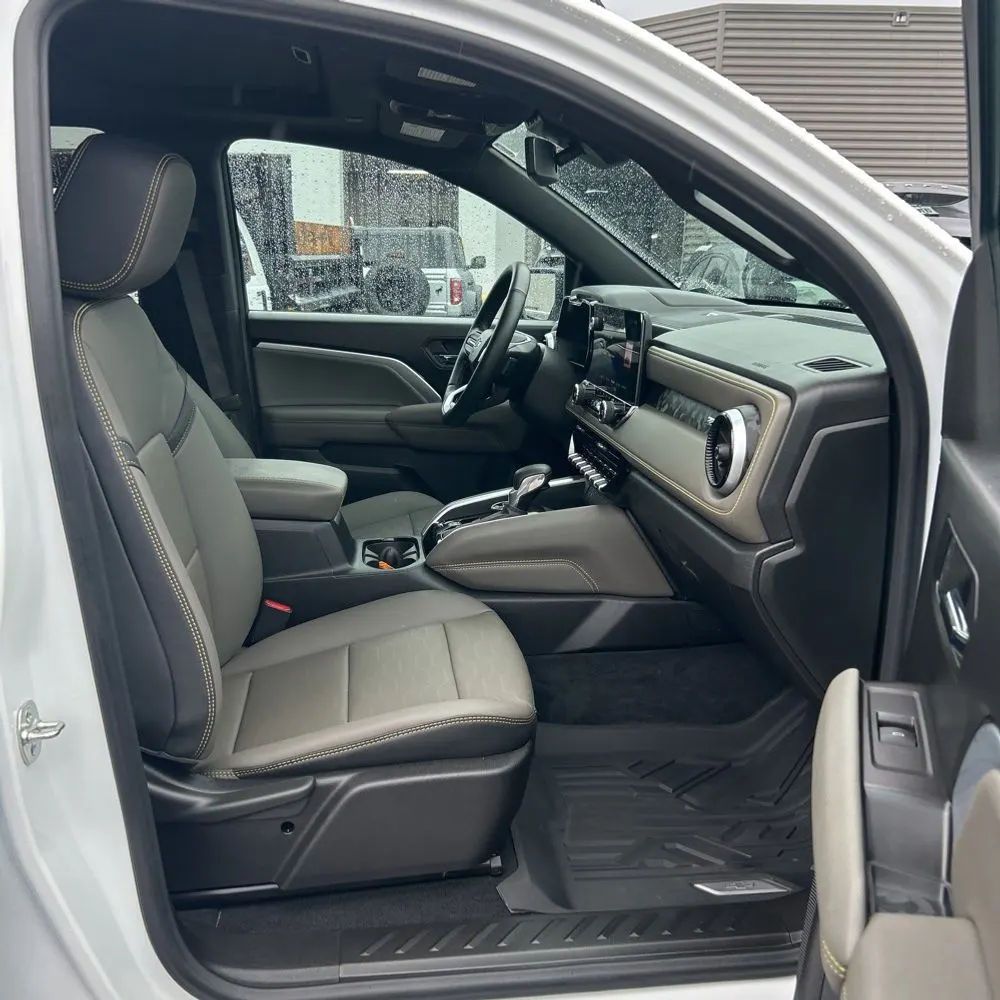 2025 Chevrolet Colorado ZR2