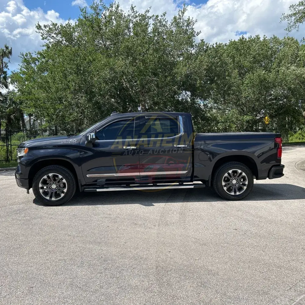 2022 Chevrolet Silverado 1500 High Country