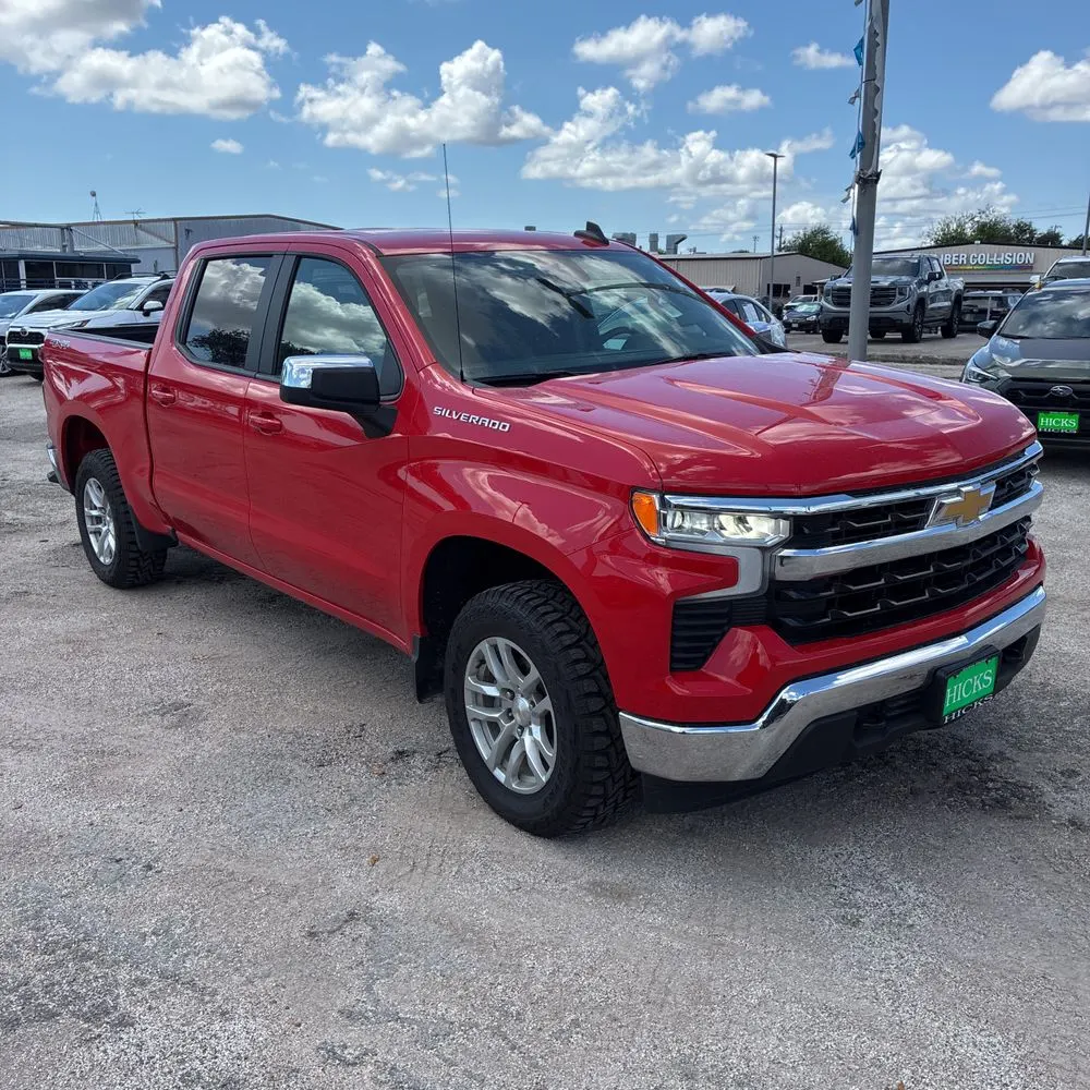 2025 Chevrolet Silverado 1500 LT