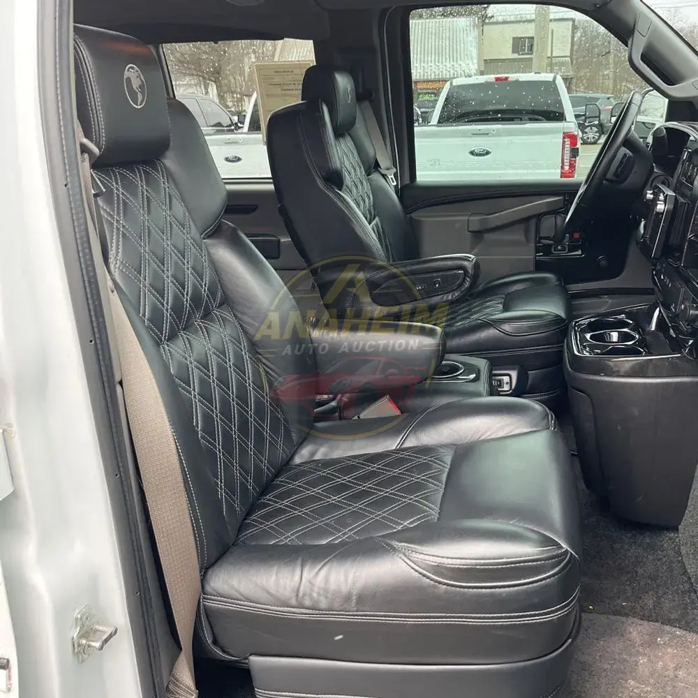 2022 Chevrolet Express 2500