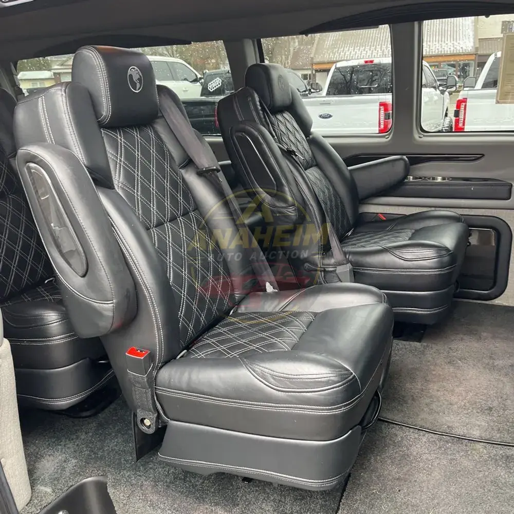 2022 Chevrolet Express 2500