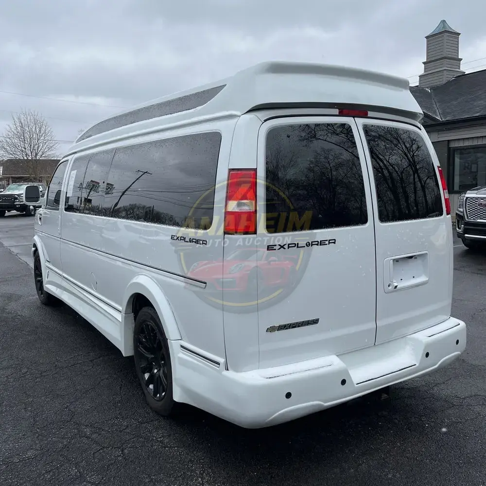 2022 Chevrolet Express 2500