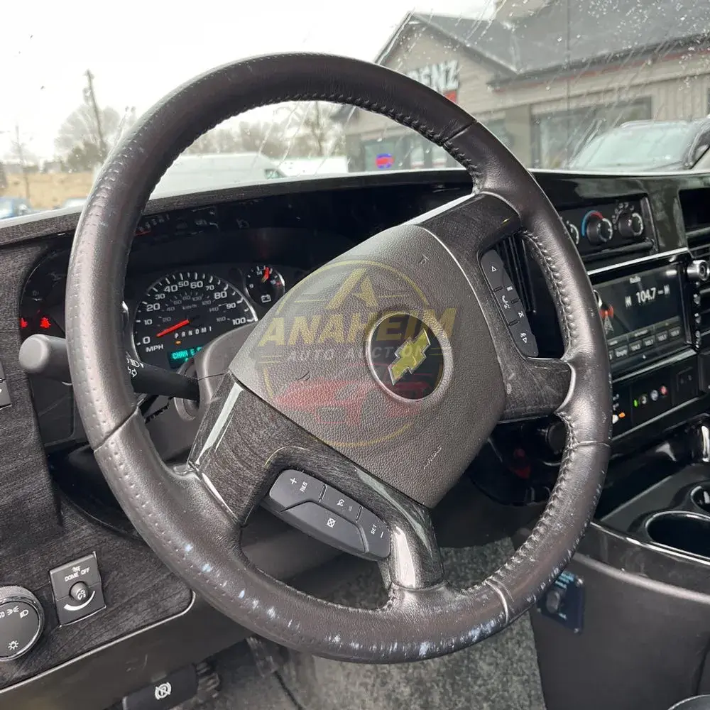 2022 Chevrolet Express 2500