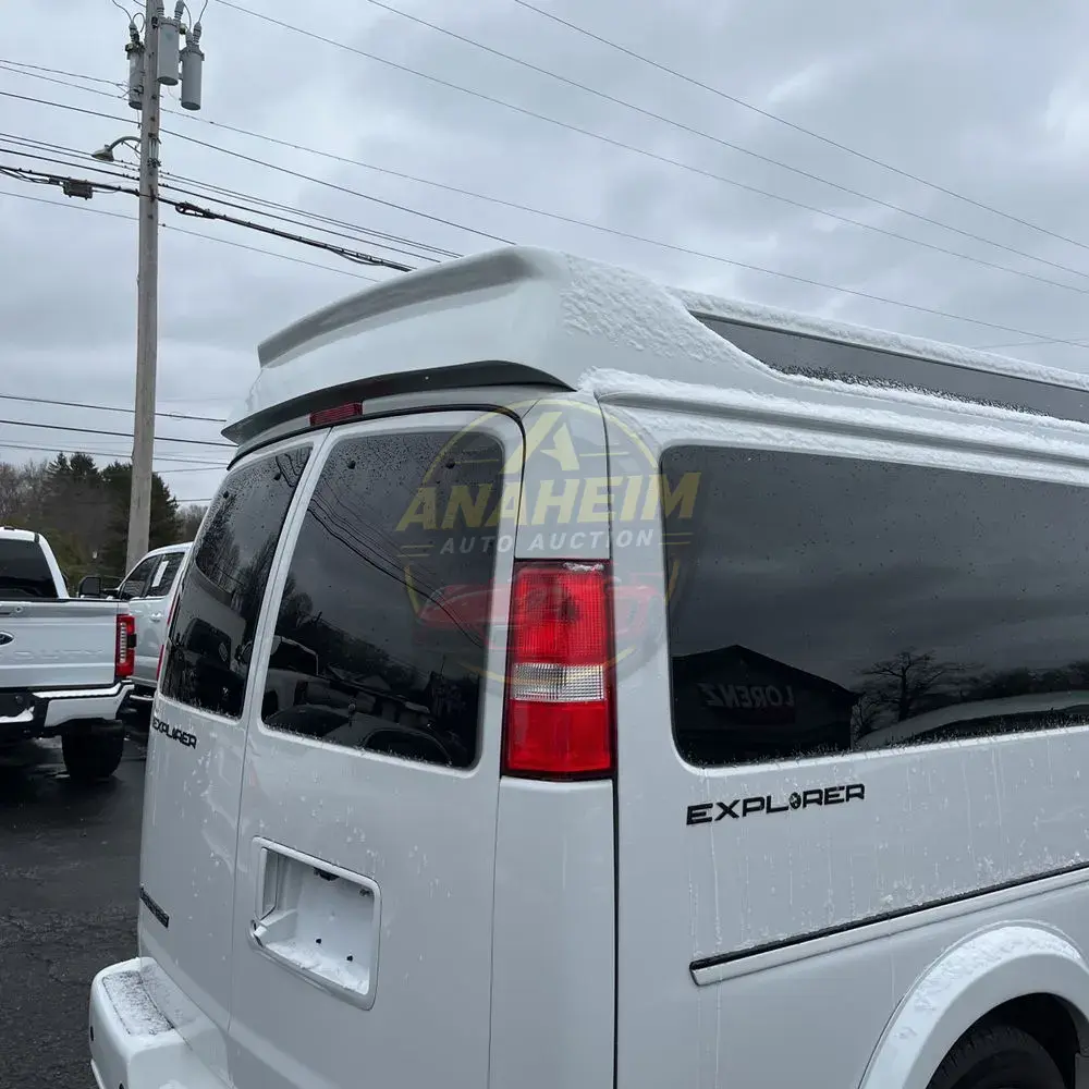 2022 Chevrolet Express 2500