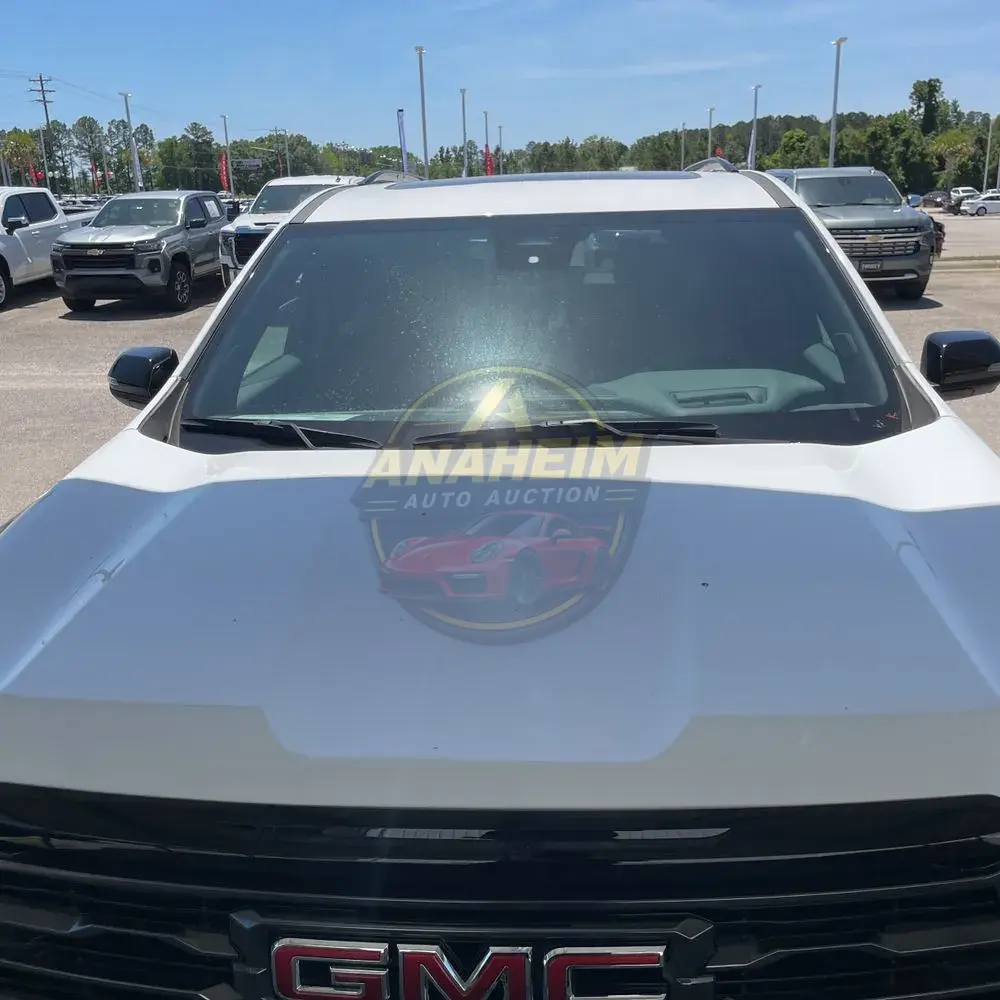 2024 GMC Acadia AT4